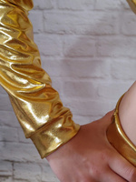 Dámská metalická třpytivá mikina s velkou kapucí pro výkonnostní zlatou barvu