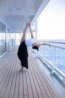 Gymnastické body bez ramínek B103C bílé