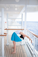 Rozšířená kruhová sukně - tyrkysová