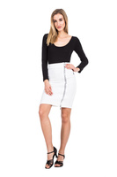 Prošívaná spodní sukně s ozdobným zipem bílá