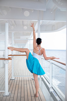 Rozšířená kruhová sukně - tyrkysová