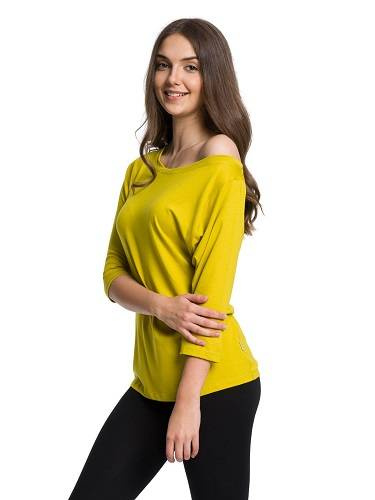 Viskózová halenka s širokým výstřihem a 3/4 rukávy - pistáciová barva